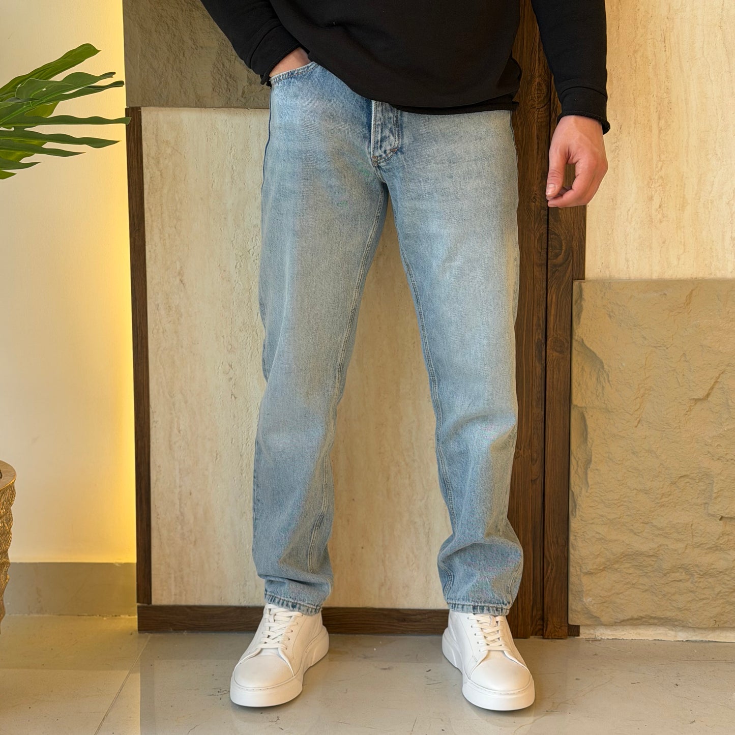 Straight Jeans