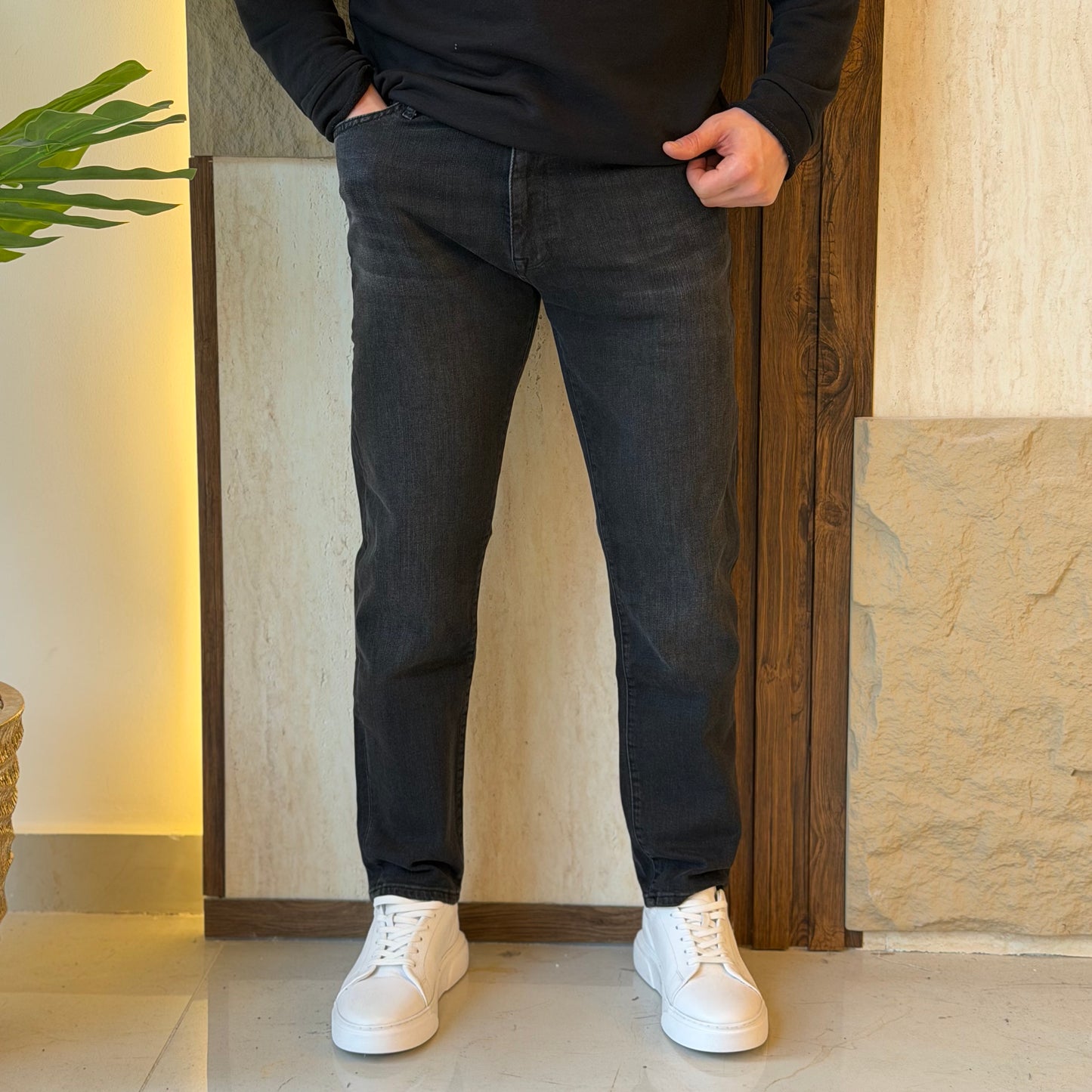 Carrot Fit Jeans