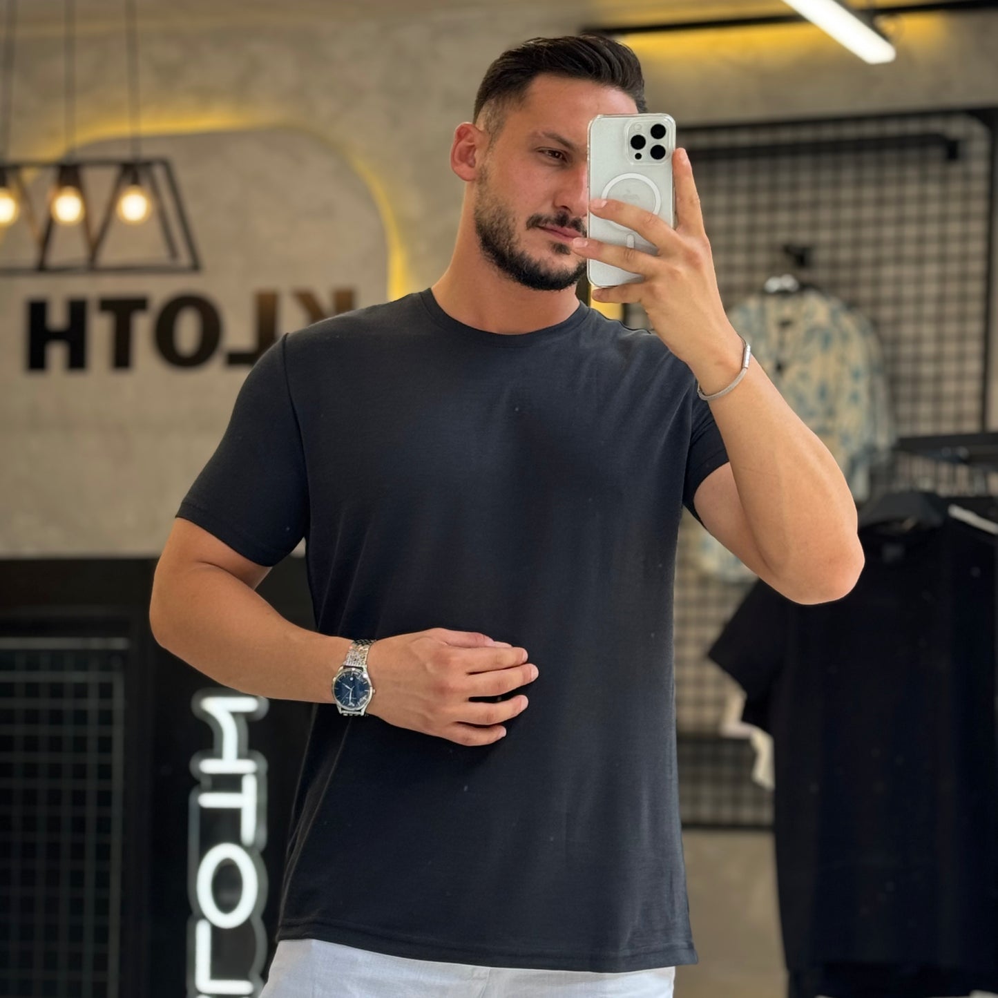 Light Basic T-Shirt - Kloth LB